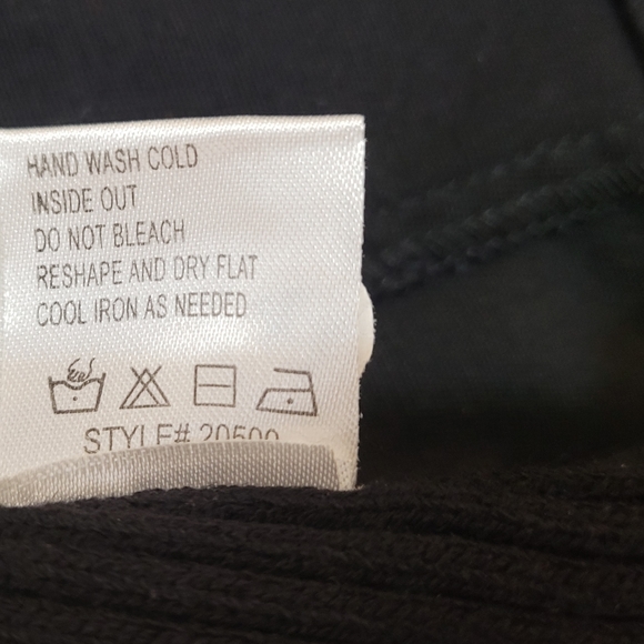 ONE GIRL WHO - Picture 9 of 9